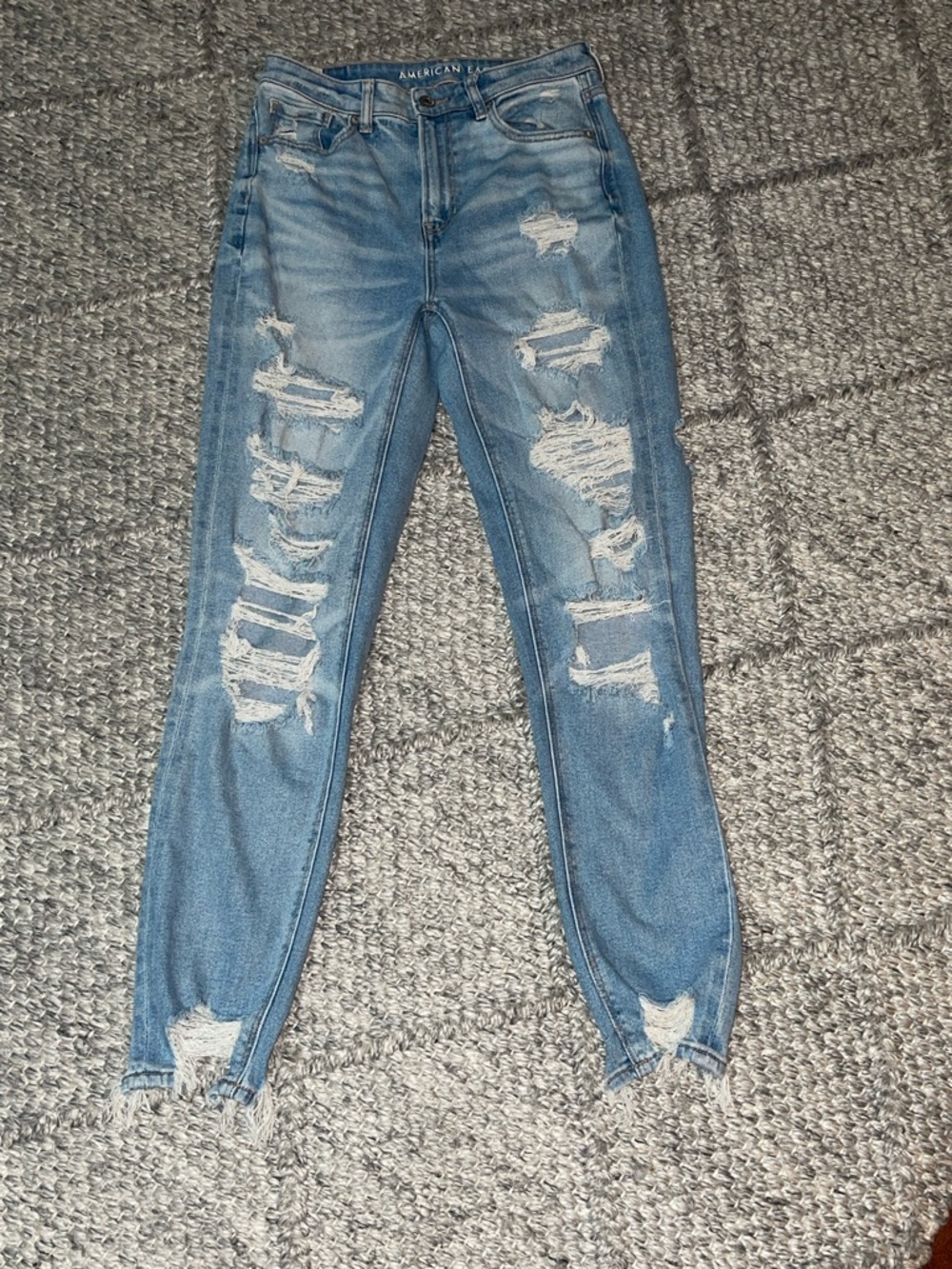 American Eagle Outfitters Light Blue Distressed Boyfriend Jeans